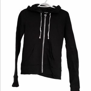 BLACK ZIP UP